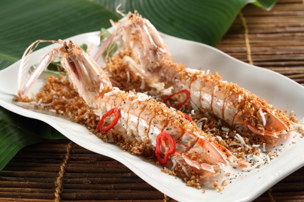 Lamma Rainbow_Fried Squilla with Salt & Pepper